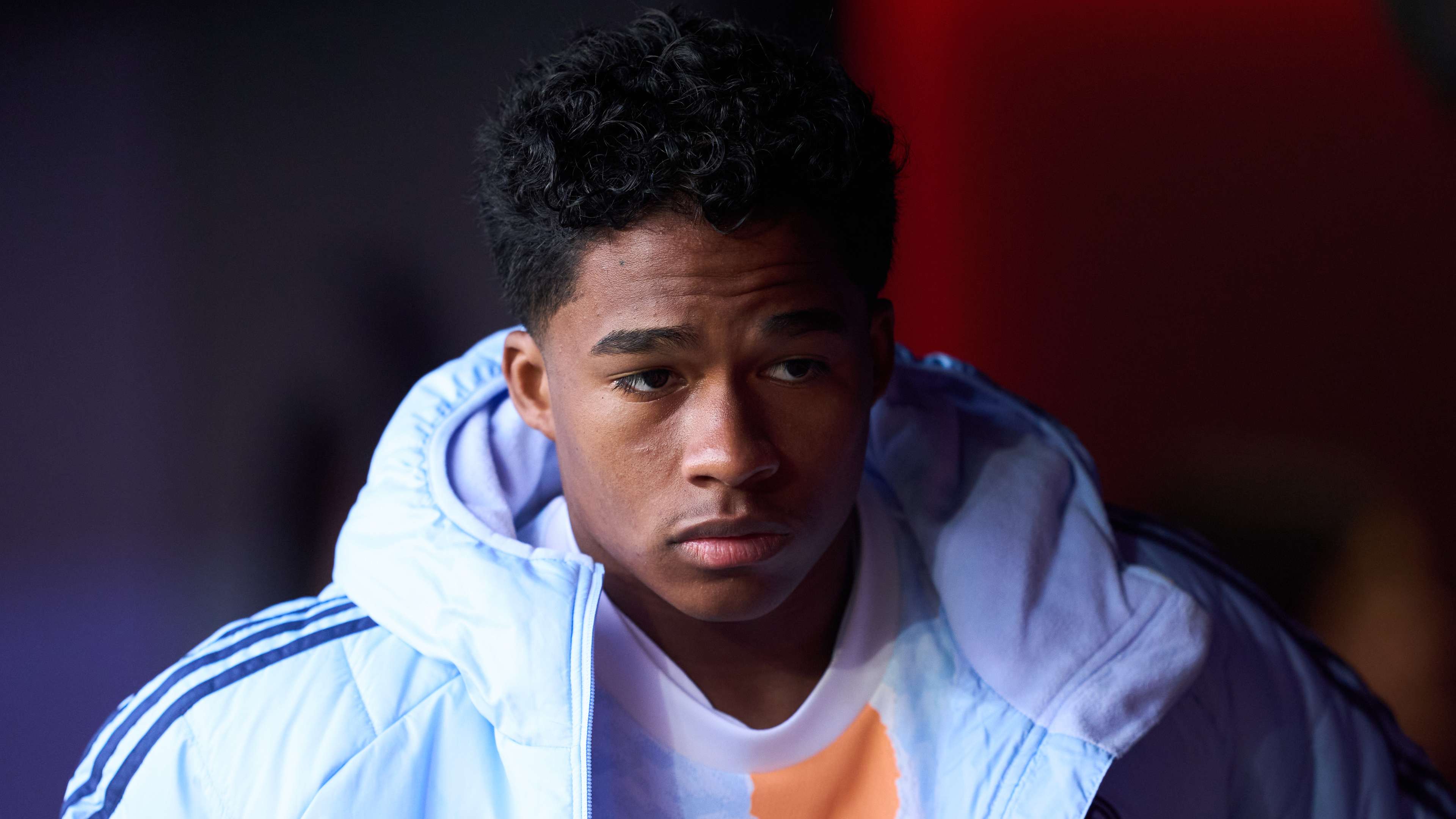 战术调整迫 战术调整迫